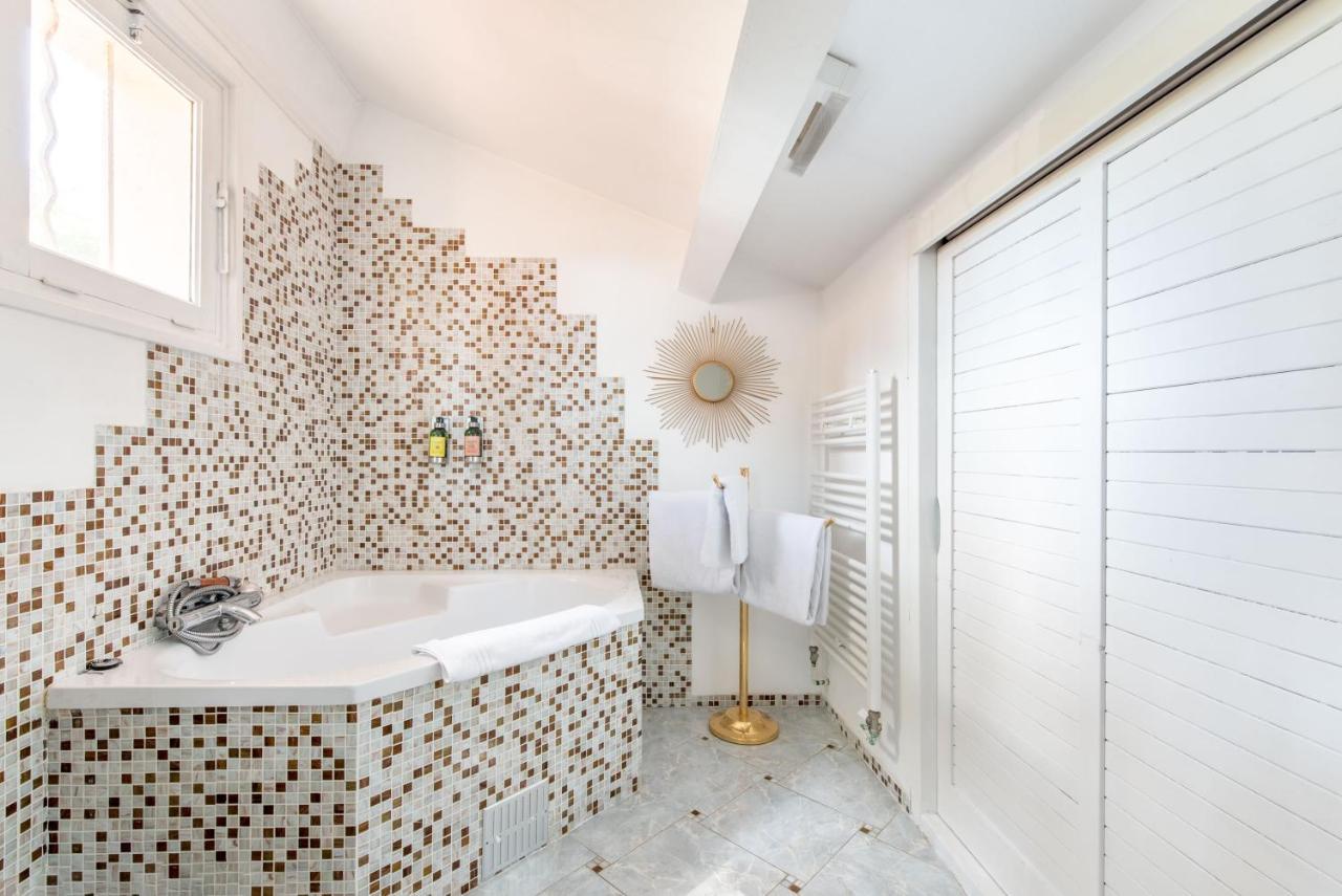 קסיס Chambres D'Hotes Astoria Villa מראה חיצוני תמונה